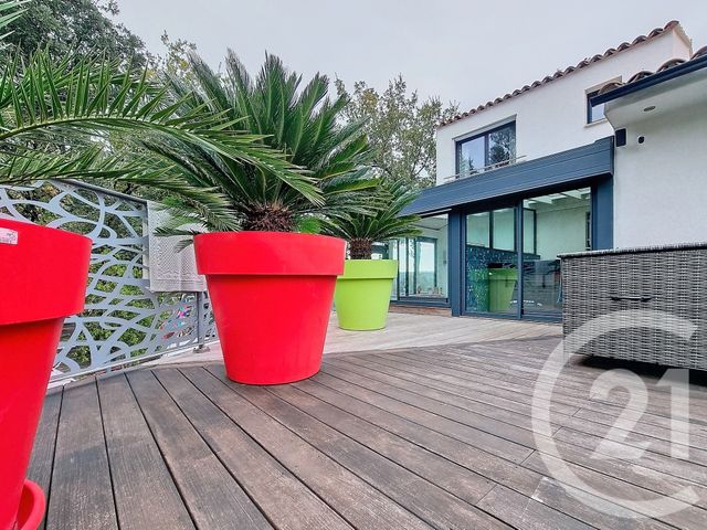 maison à vendre - 4 pièces - 143.26 m2 - POURCIEUX - 83 - PROVENCE-ALPES-COTE-D-AZUR - Century 21 Haussmann Immobilier