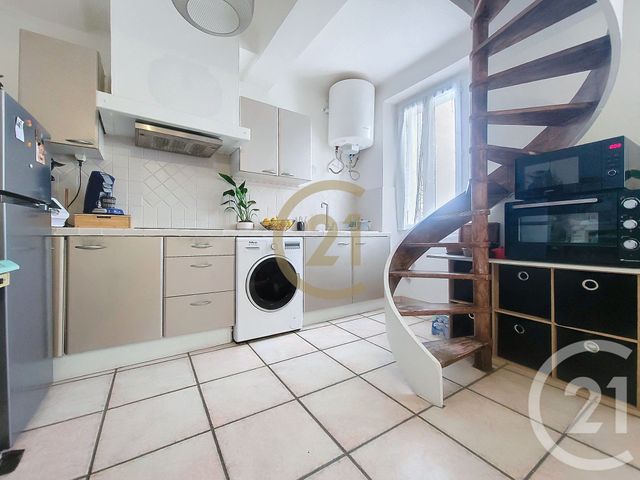 Appartement F3 à vendre - 3 pièces - 52.27 m2 - LE MUY - 83 - PROVENCE-ALPES-COTE-D-AZUR - Century 21 Haussmann Immobilier